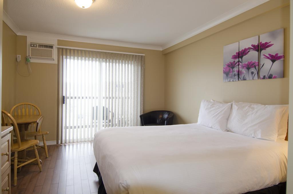 Tiki Shores Inn & Suites Penticton Zimmer foto