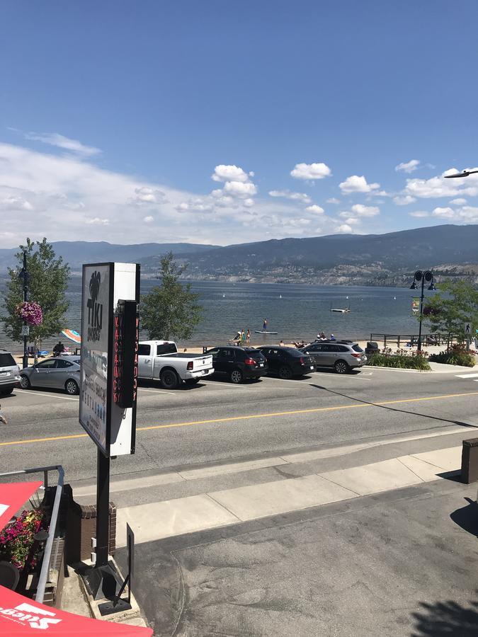 Tiki Shores Inn & Suites Penticton Exterior foto